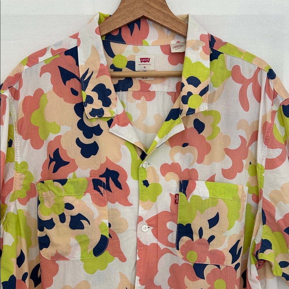 Levi's Multicolor Floral Casual Button Down Shirt